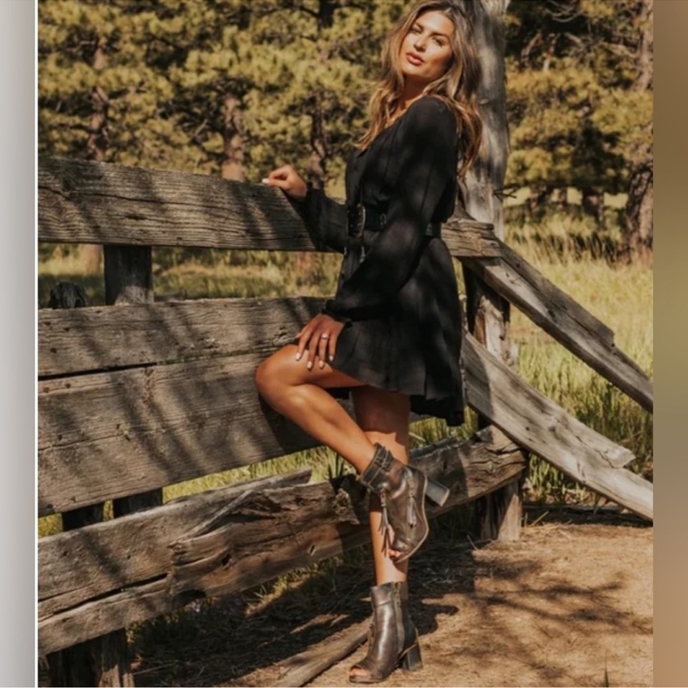 Freebird by Steven Zombi Bootie Heel Peep Toe Black Size 10 NWT - Picture 11 of 11